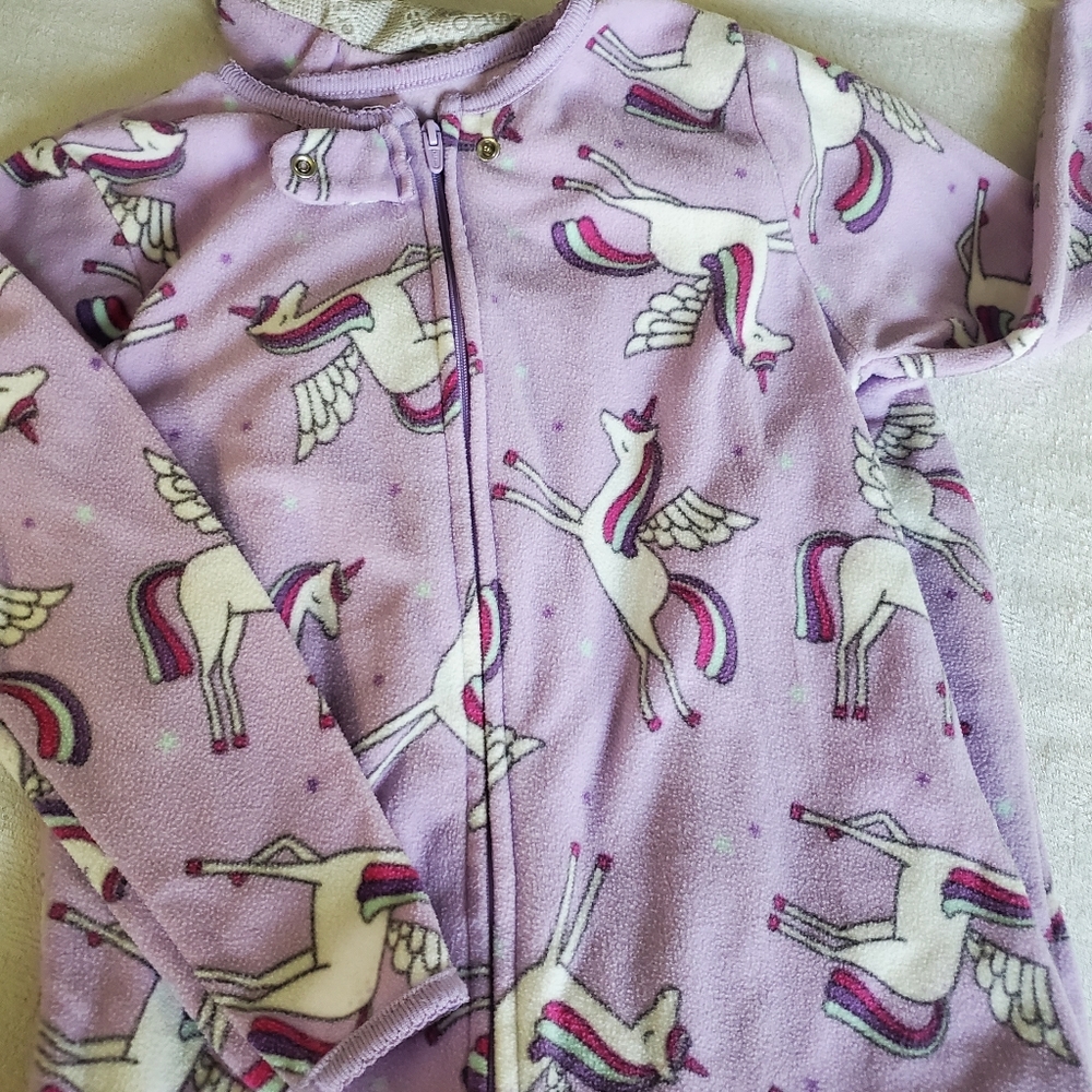 Girl pjs used